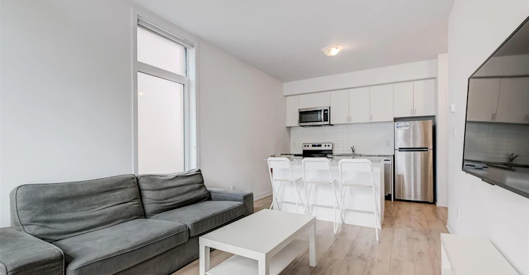 16-1720 Simcoe Street, Oshawa, ON, L1G 4X9 - 2