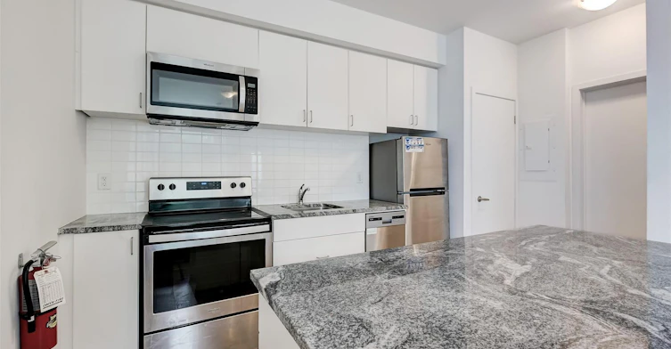 16-1720 Simcoe Street, Oshawa, ON, L1G 4X9 - 3