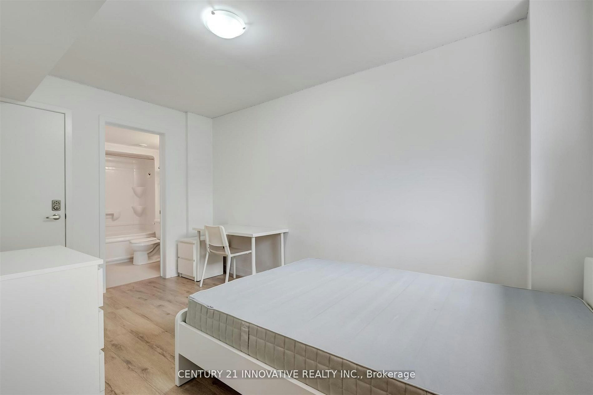 16-1720 Simcoe Street, Oshawa, ON, L1G 4X9 - 8