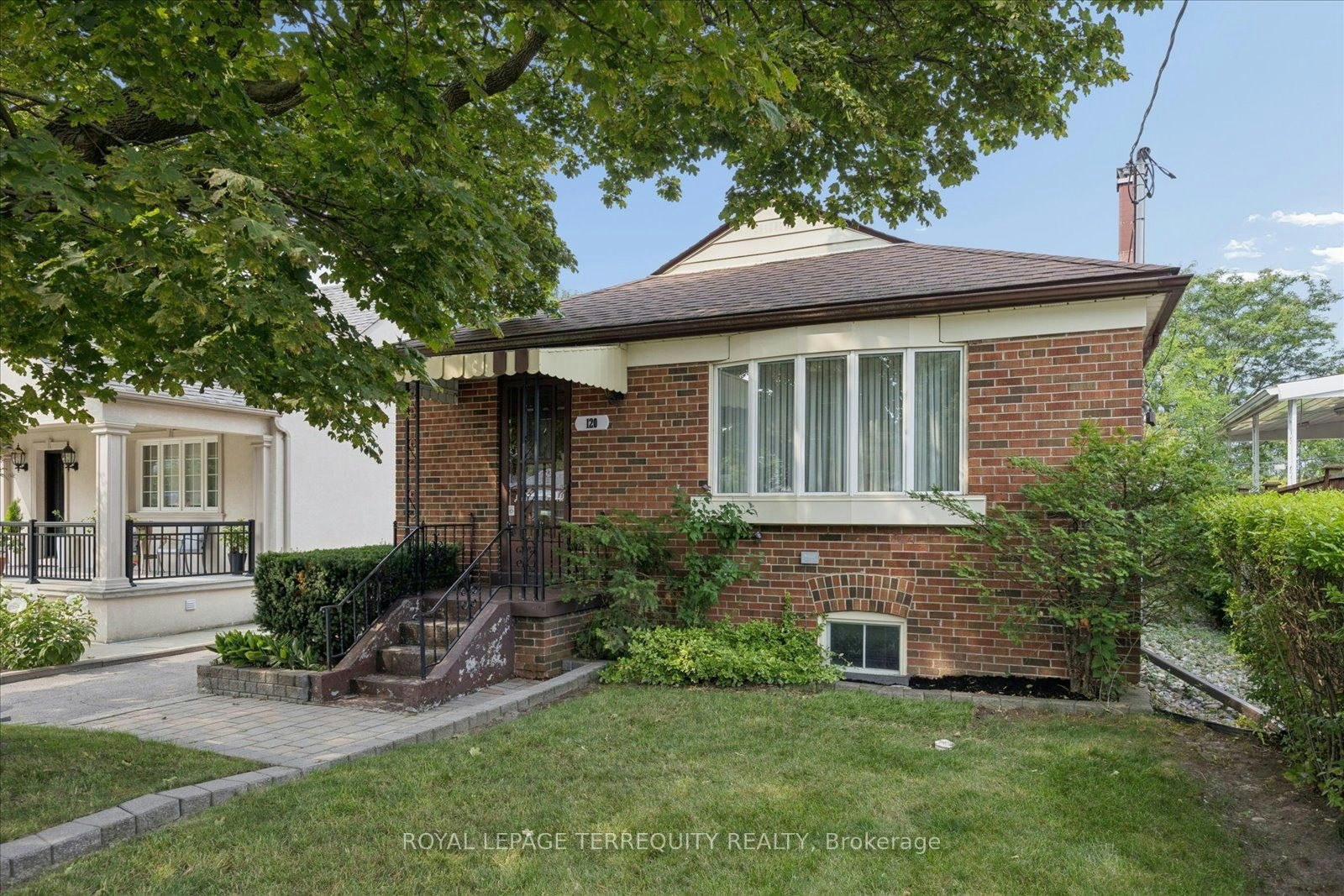 120 Ellington Drive, Toronto, ON, M1R 3Y3