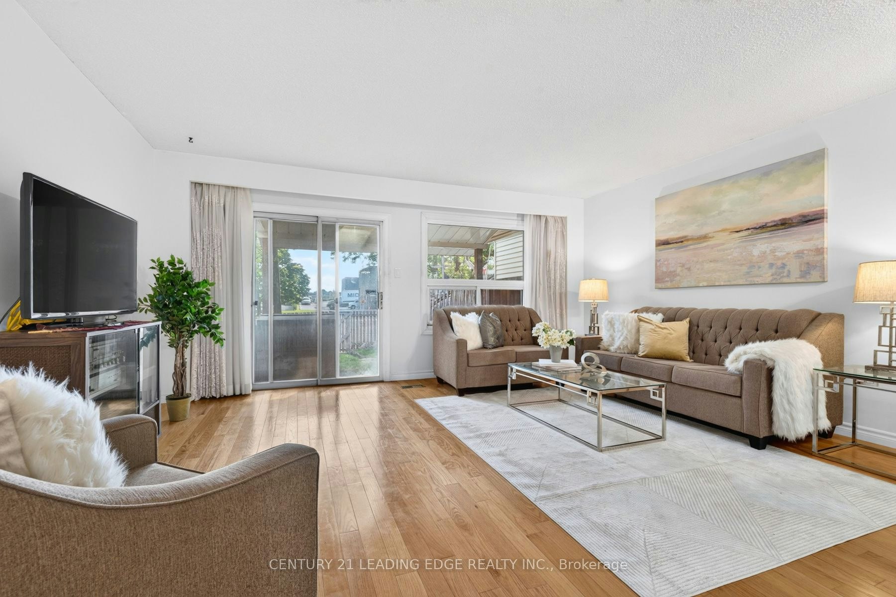 58 Valdor Drive, Toronto, ON, M1V 1R4