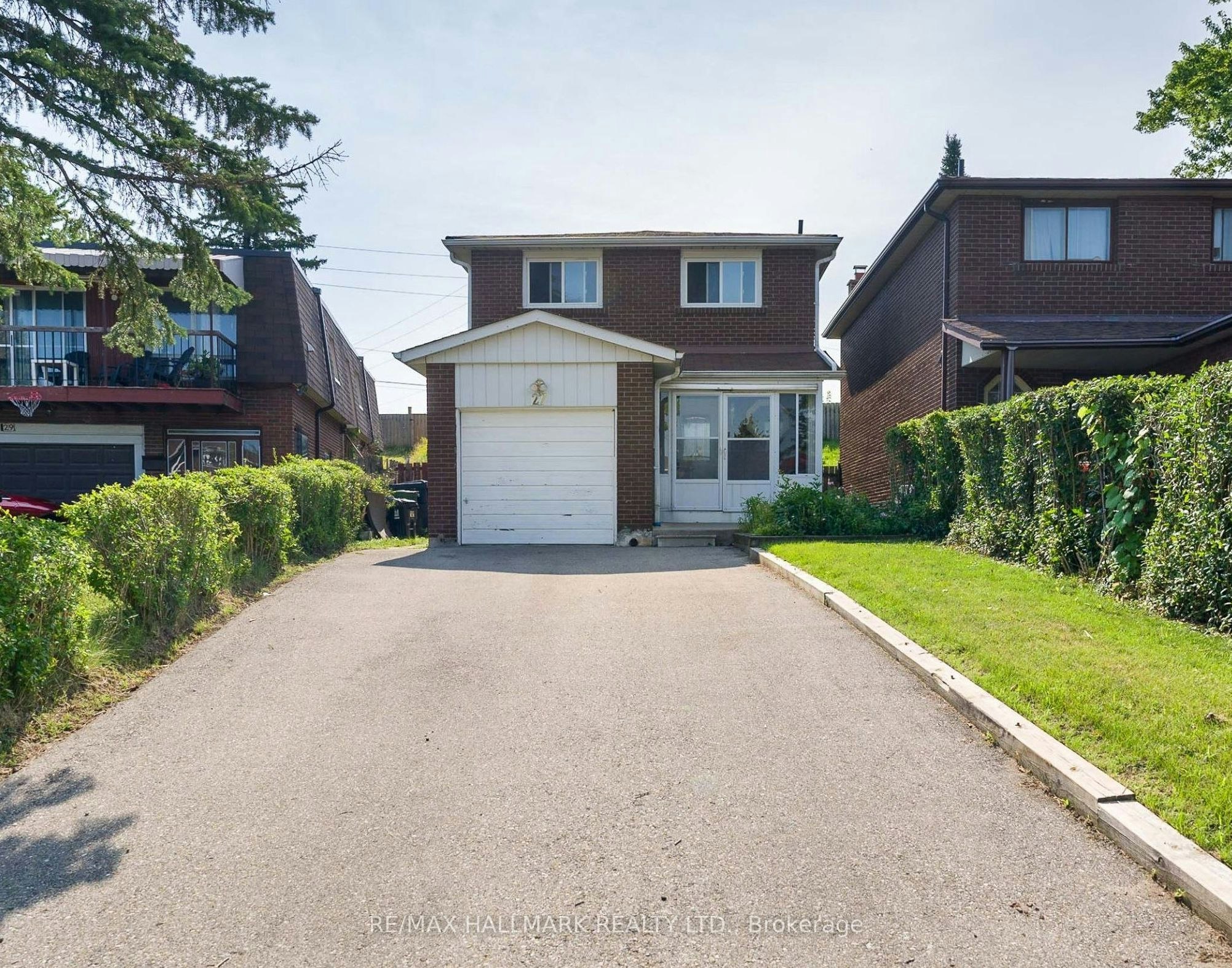 27 Keyworth Trail, Toronto, ON, M1S 2V2 - 2