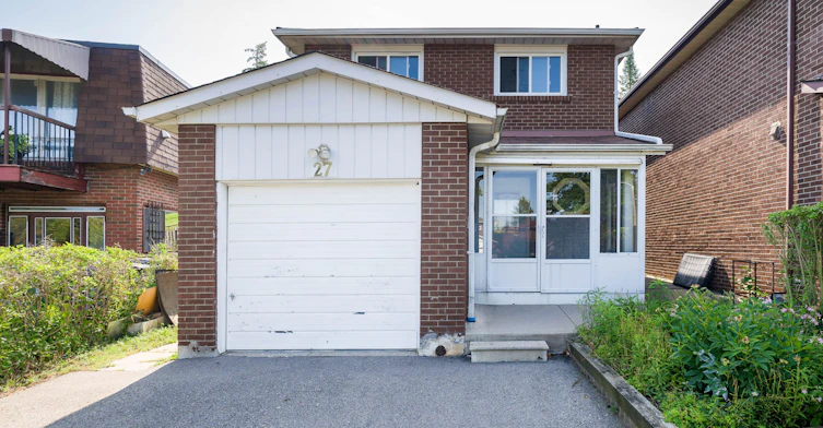 27 Keyworth Trail, Toronto, ON, M1S 2V2