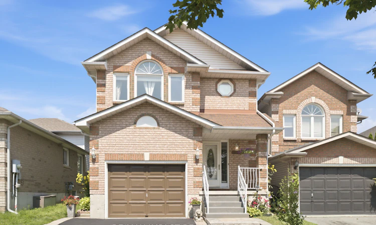 106 Mcfeeters Crescent