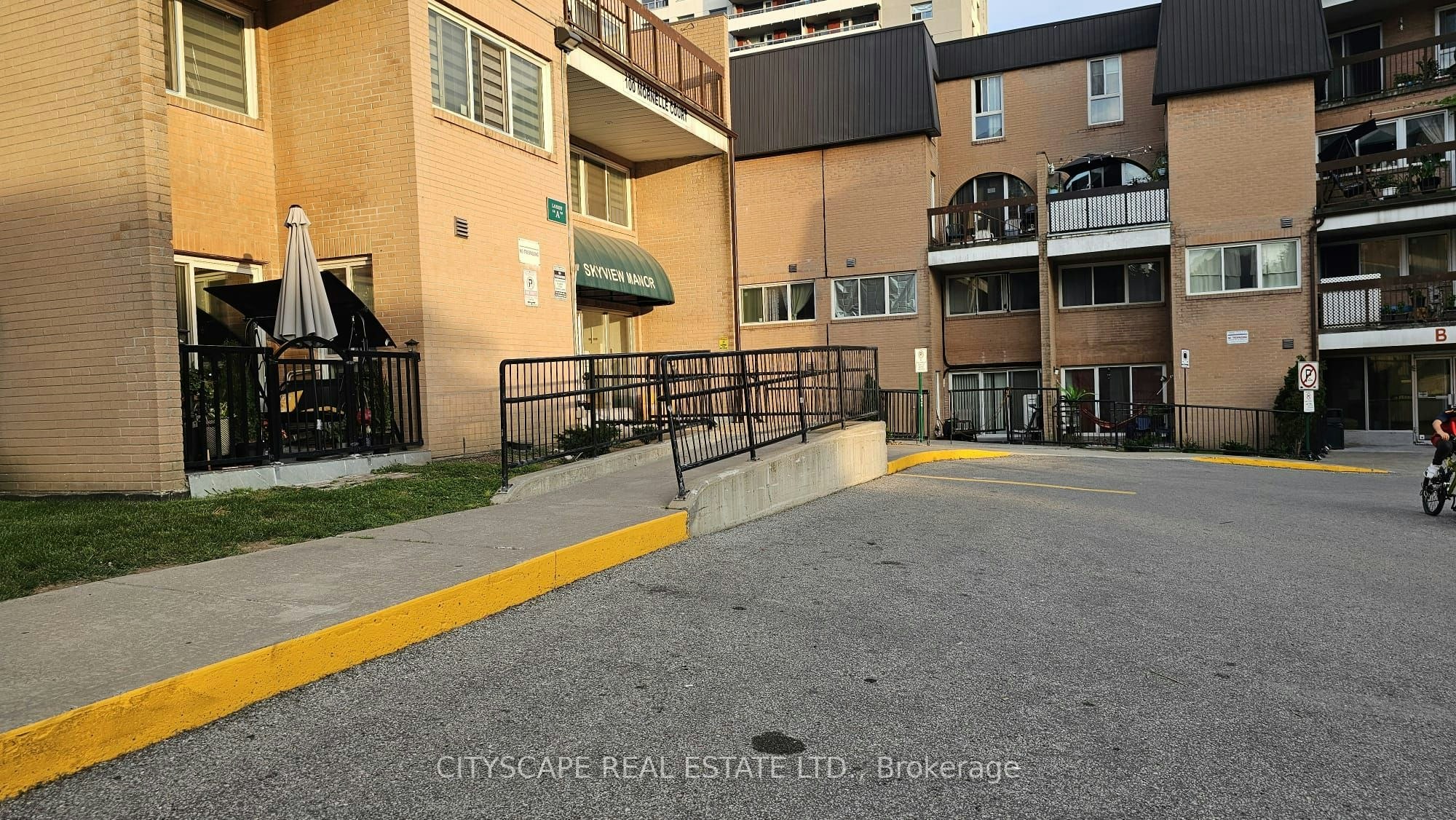 2096-100 Mornelle Court, Toronto, ON, M1E 4X2