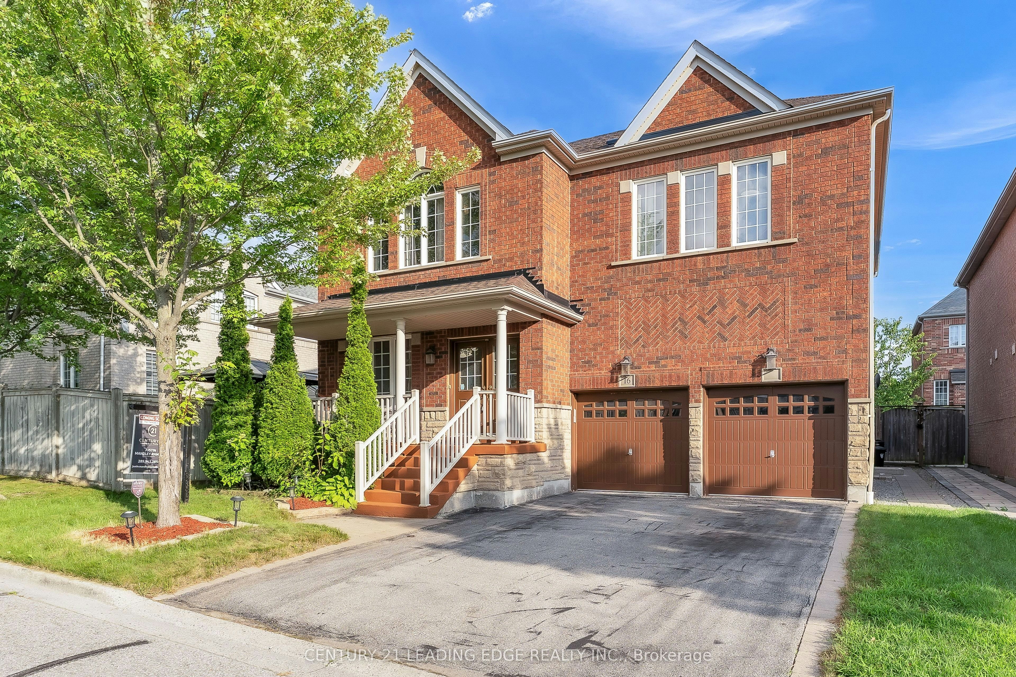 16 Bicknell Court, Ajax, ON, L1T 0G3