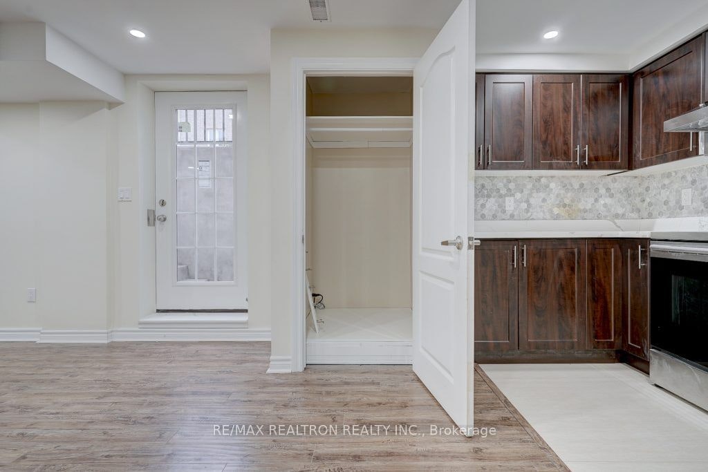 Bsmnt-41 Oswell Drive, Ajax, ON, L1Z 0L6 - 28