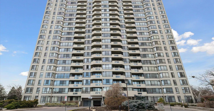 511-225 Bamburgh Circle, Toronto, ON, M1W 3X9
