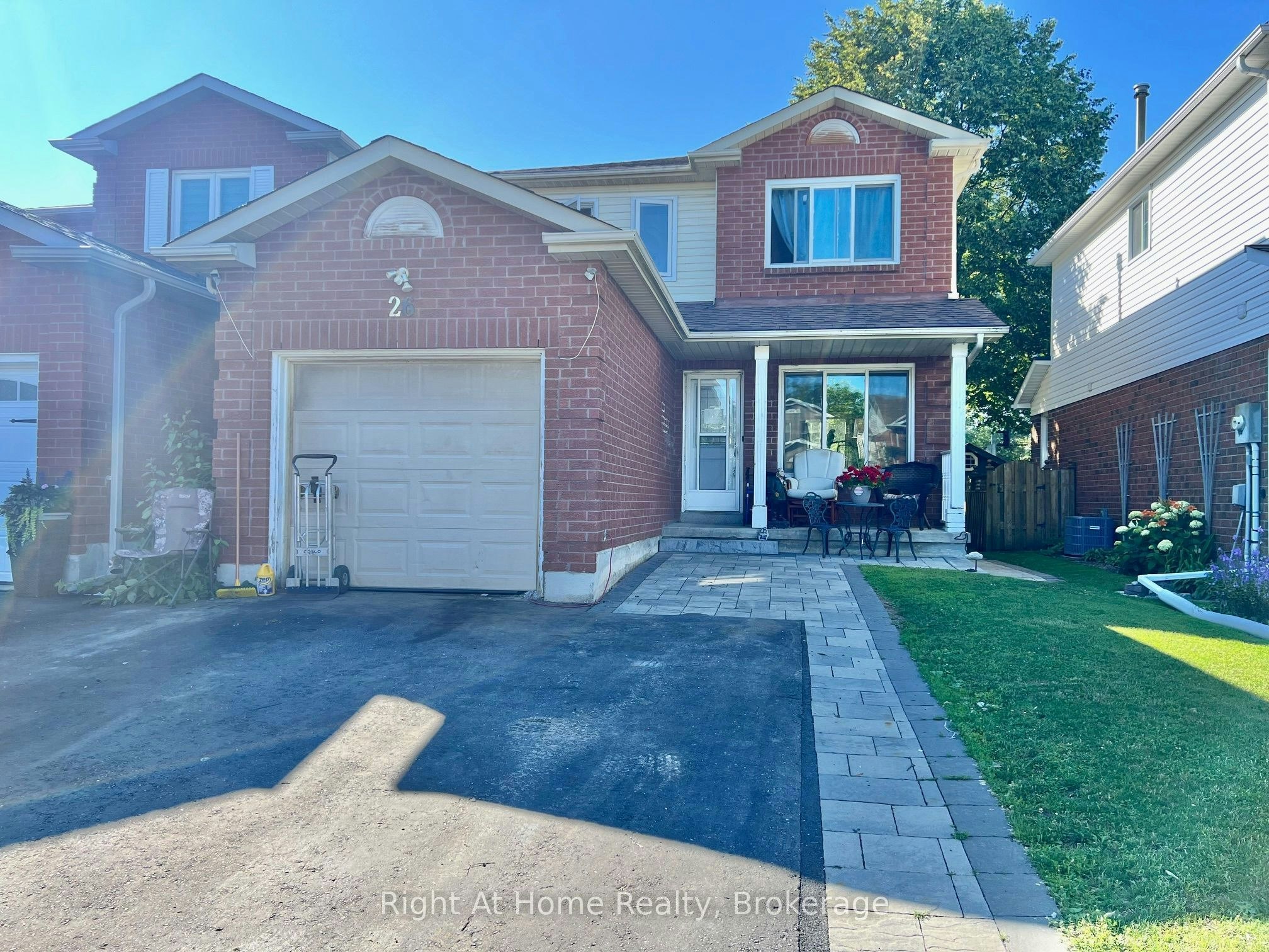 26 Moyse Drive, Clarington, ON, L1E 2V4