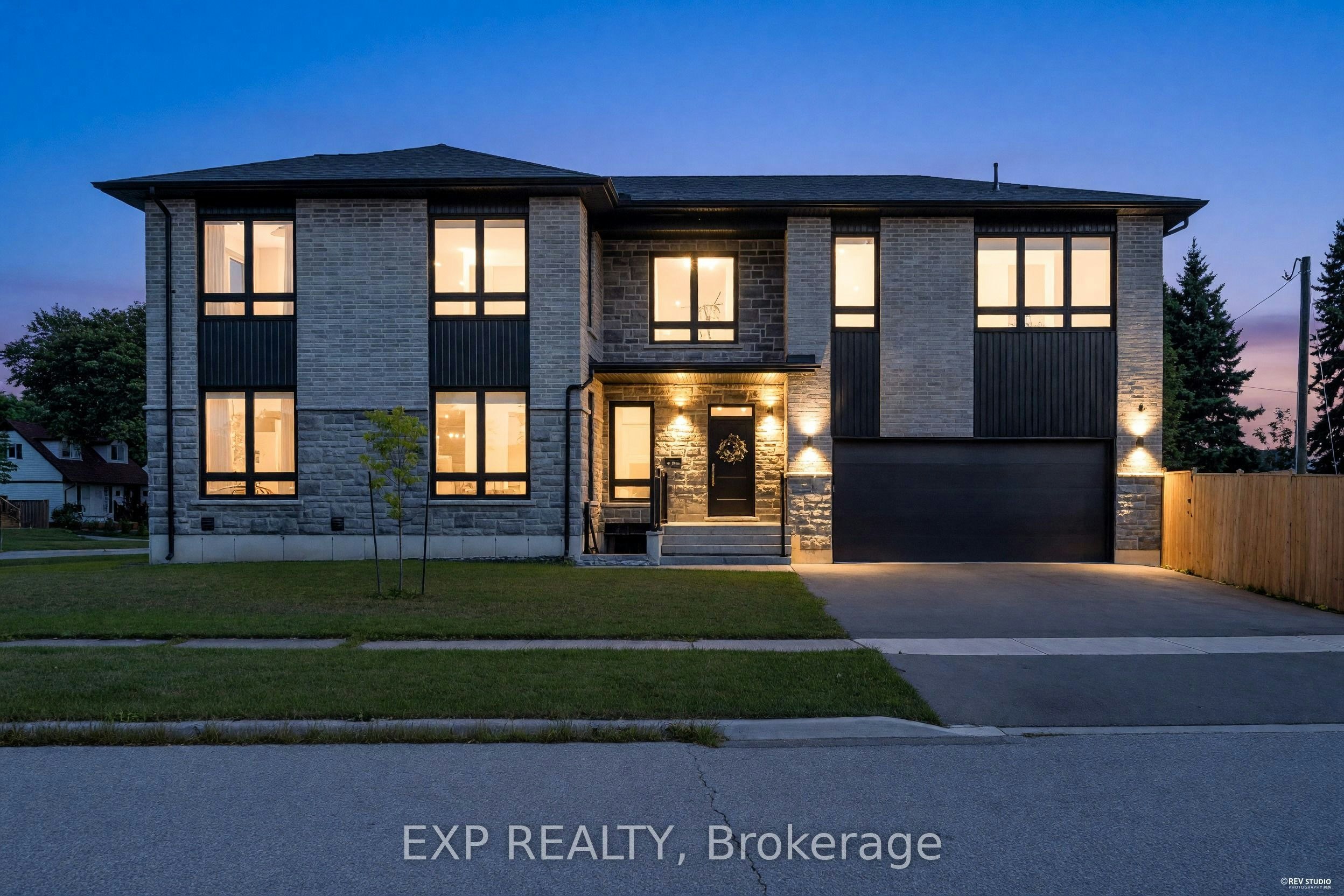 19 Burcher Road, Ajax, ON, L1S 2P8