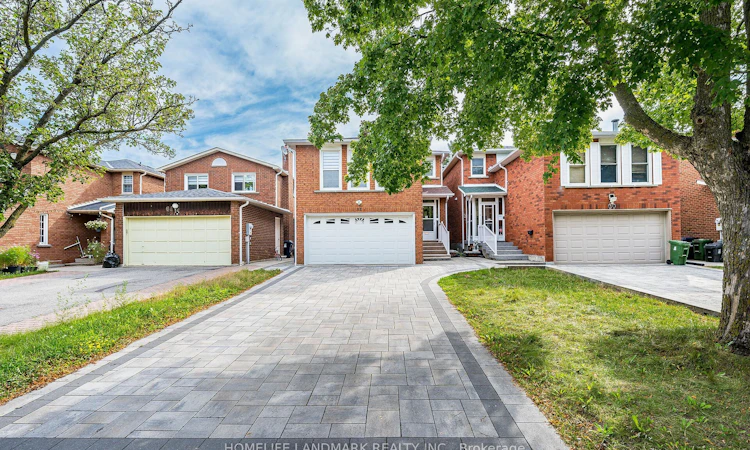 62 Danjohn Crescent