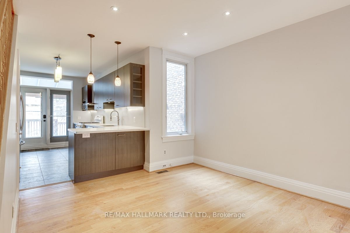 262 Highfield Road, Toronto, ON, M4L 2V5 - 4