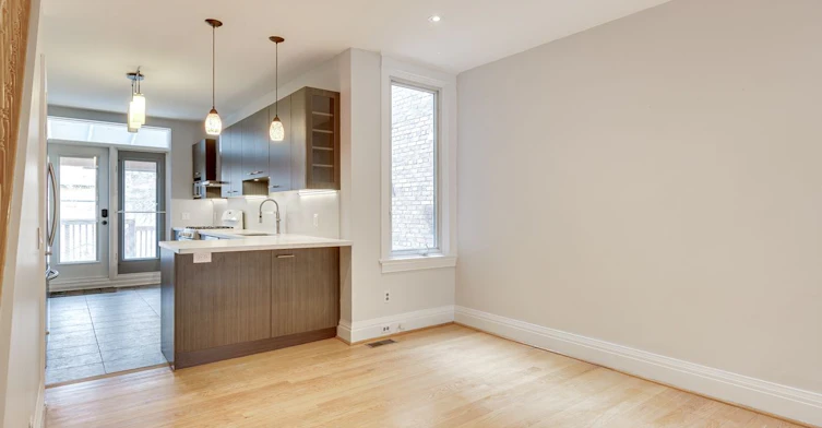 262 Highfield Road, Toronto, ON, M4L 2V5 - 4