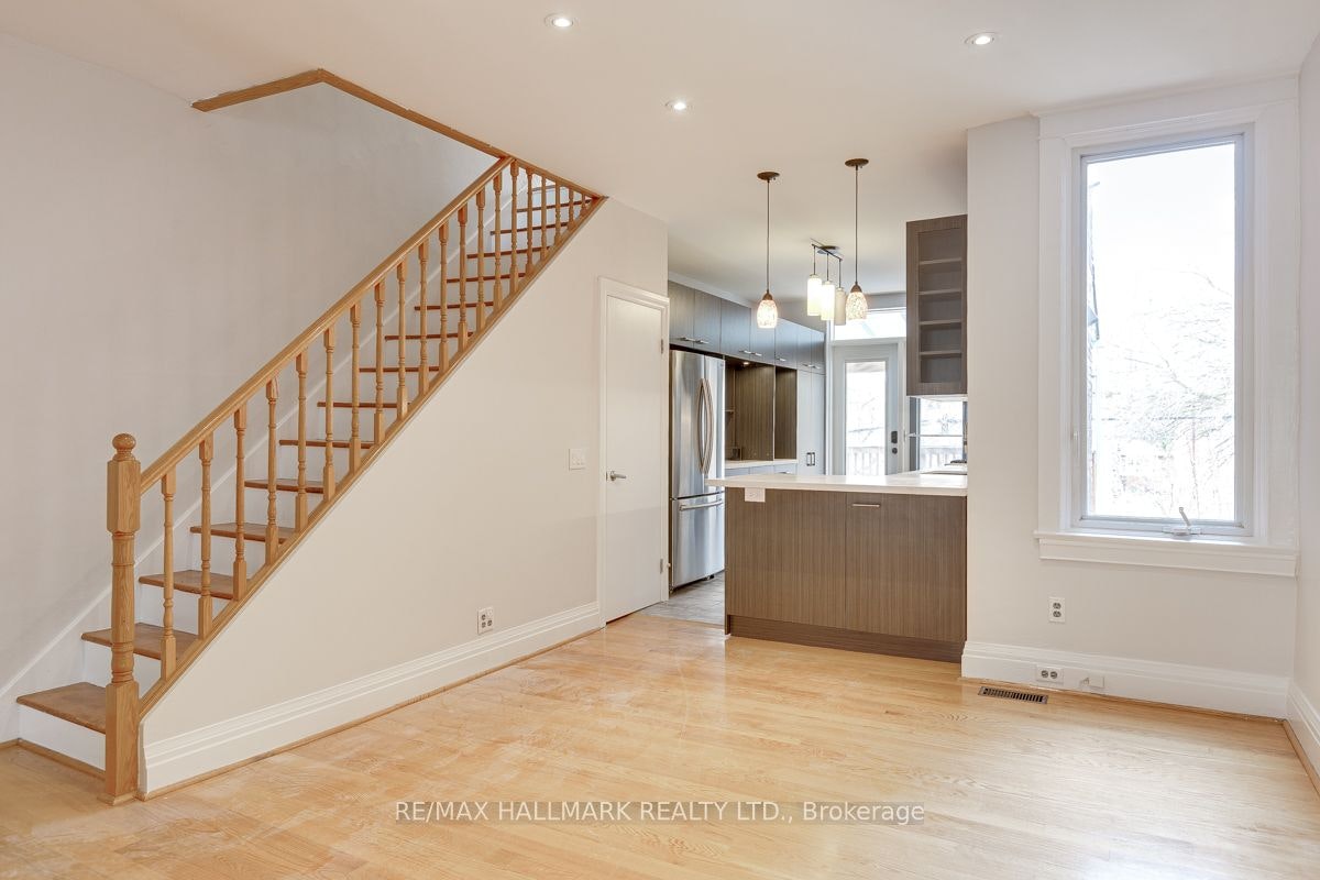 262 Highfield Road, Toronto, ON, M4L 2V5 - 6