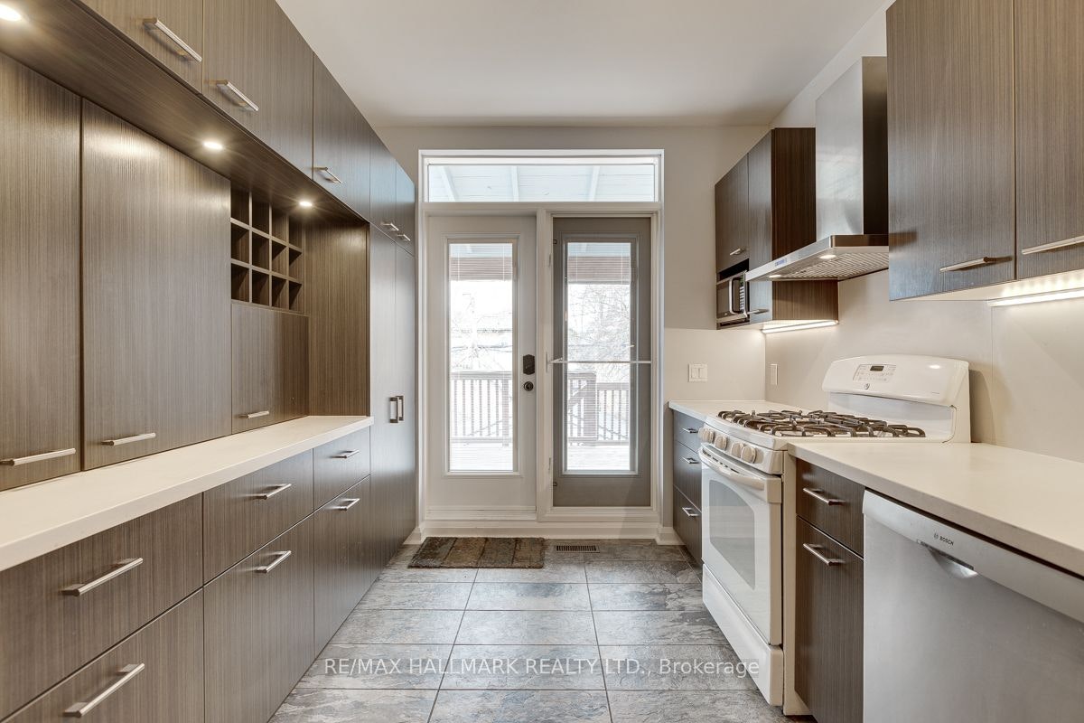 262 Highfield Road, Toronto, ON, M4L 2V5
