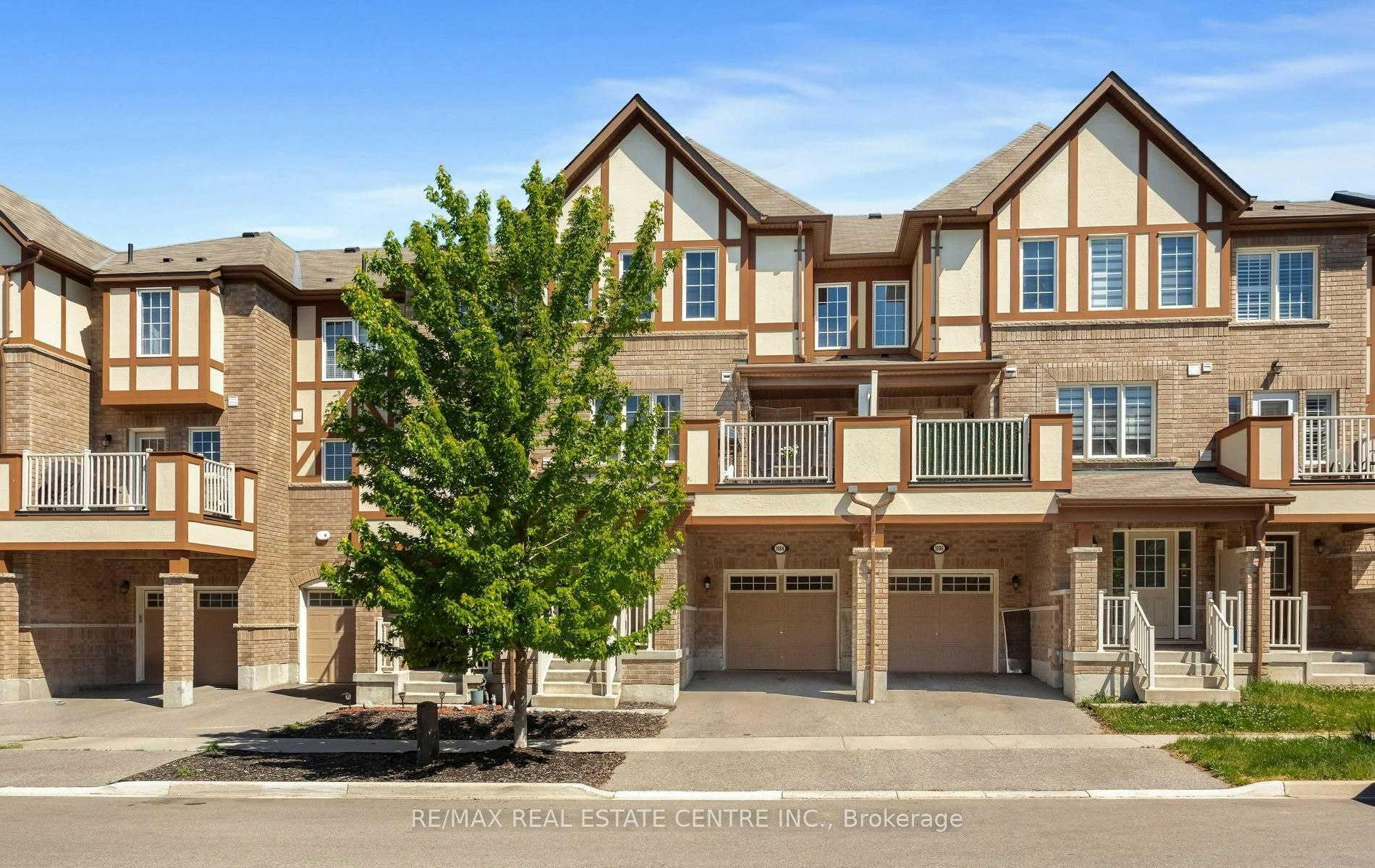 1084 Silk Street, Pickering, ON, L1X 0E8