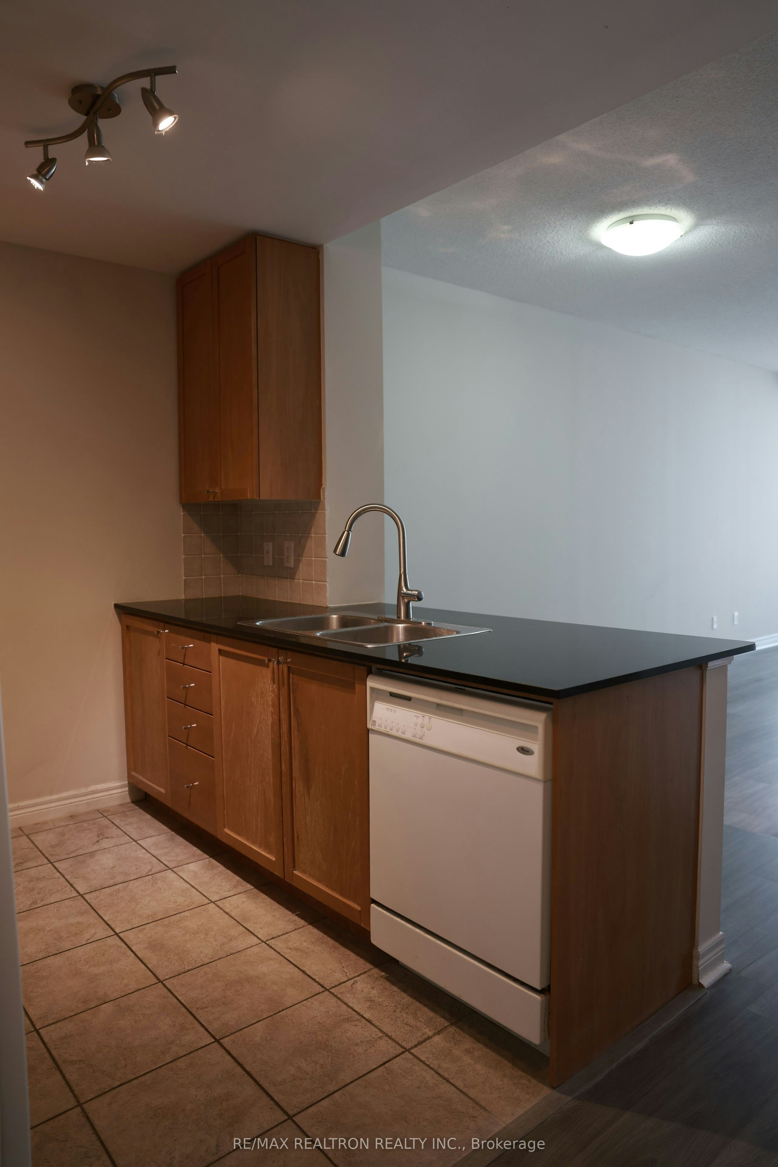 2508-83 Borough Drive, Toronto, ON, M1P 5E4 - 22