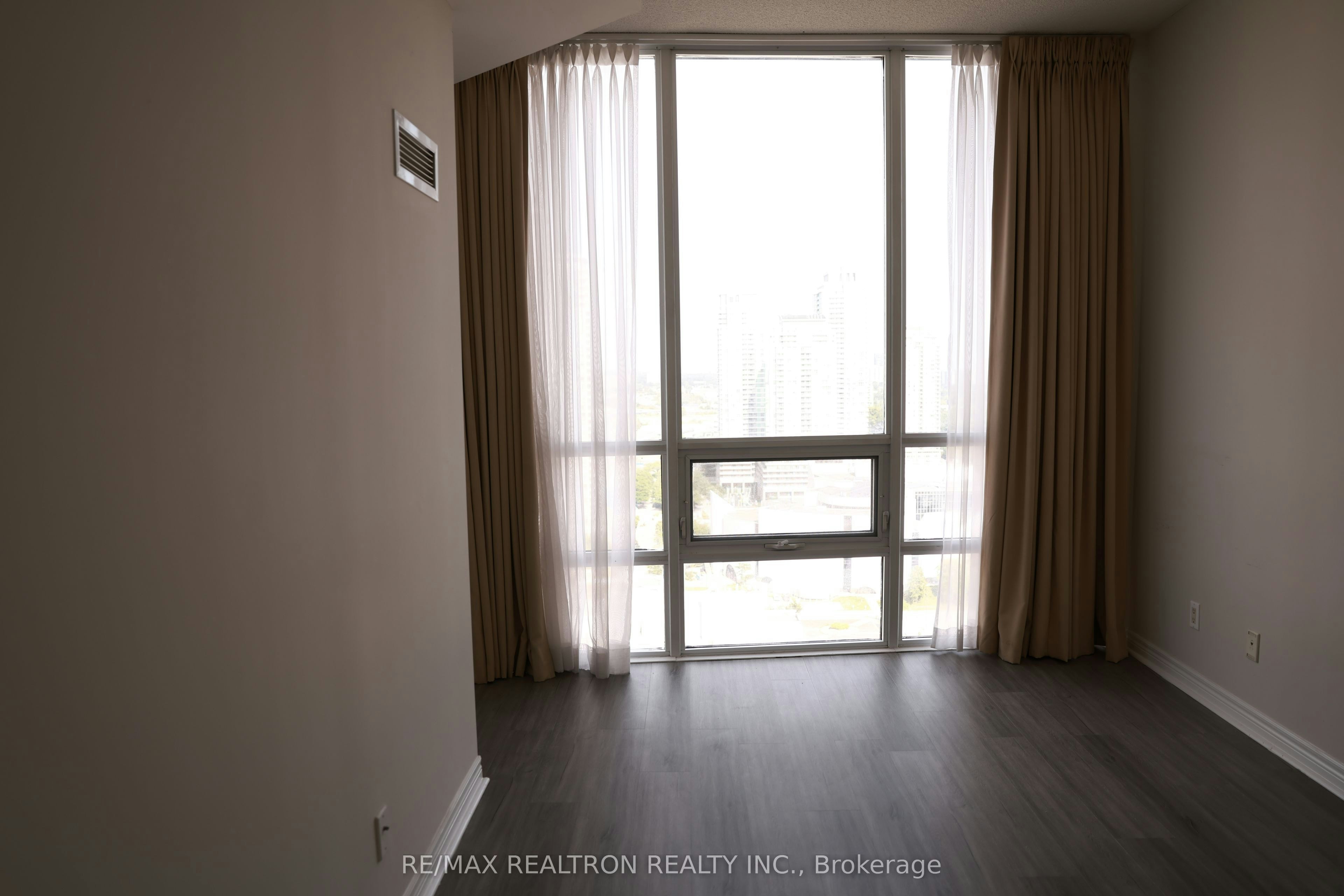 2508-83 Borough Drive, Toronto, ON, M1P 5E4 - 25