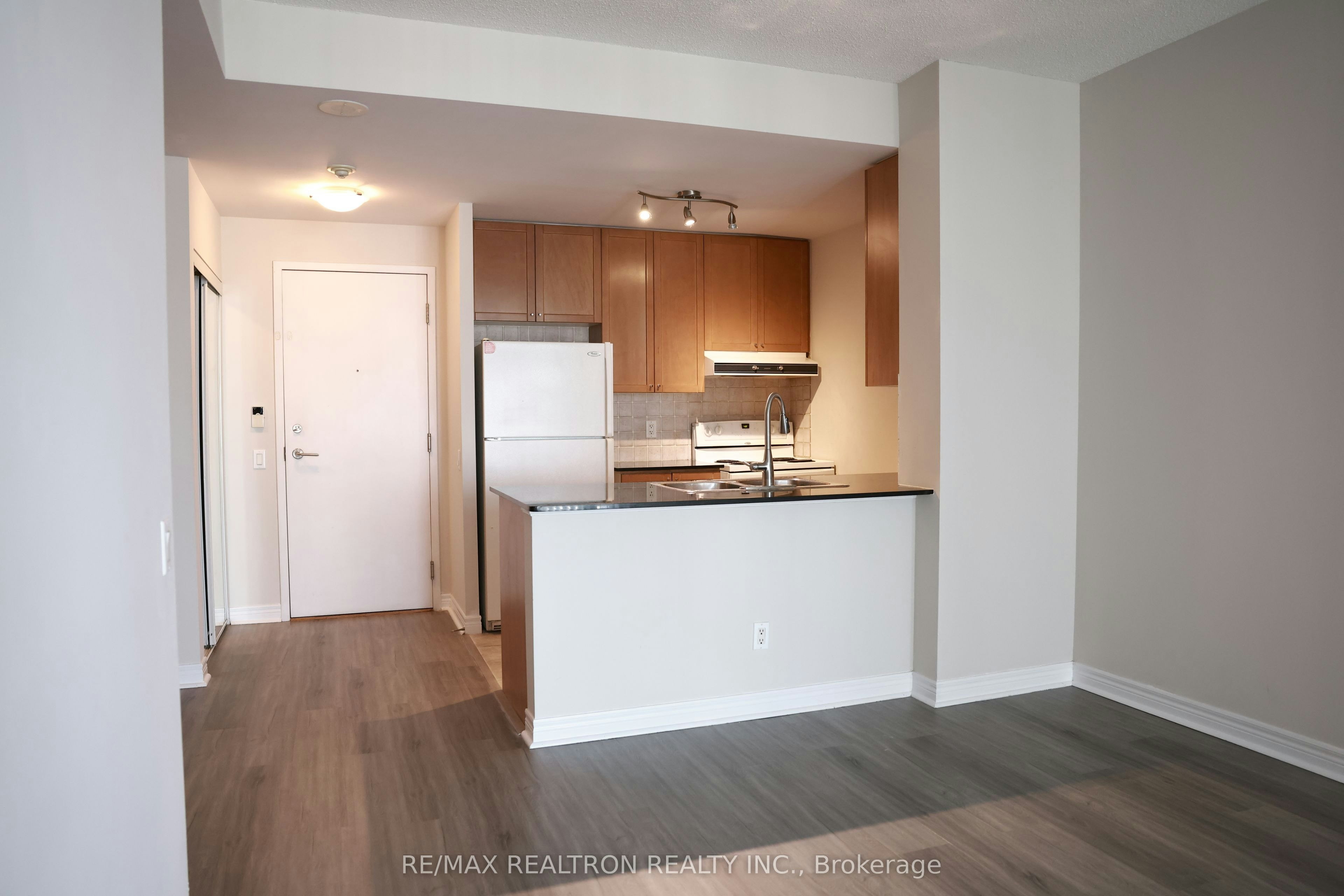 2508-83 Borough Drive, Toronto, ON, M1P 5E4 - 28