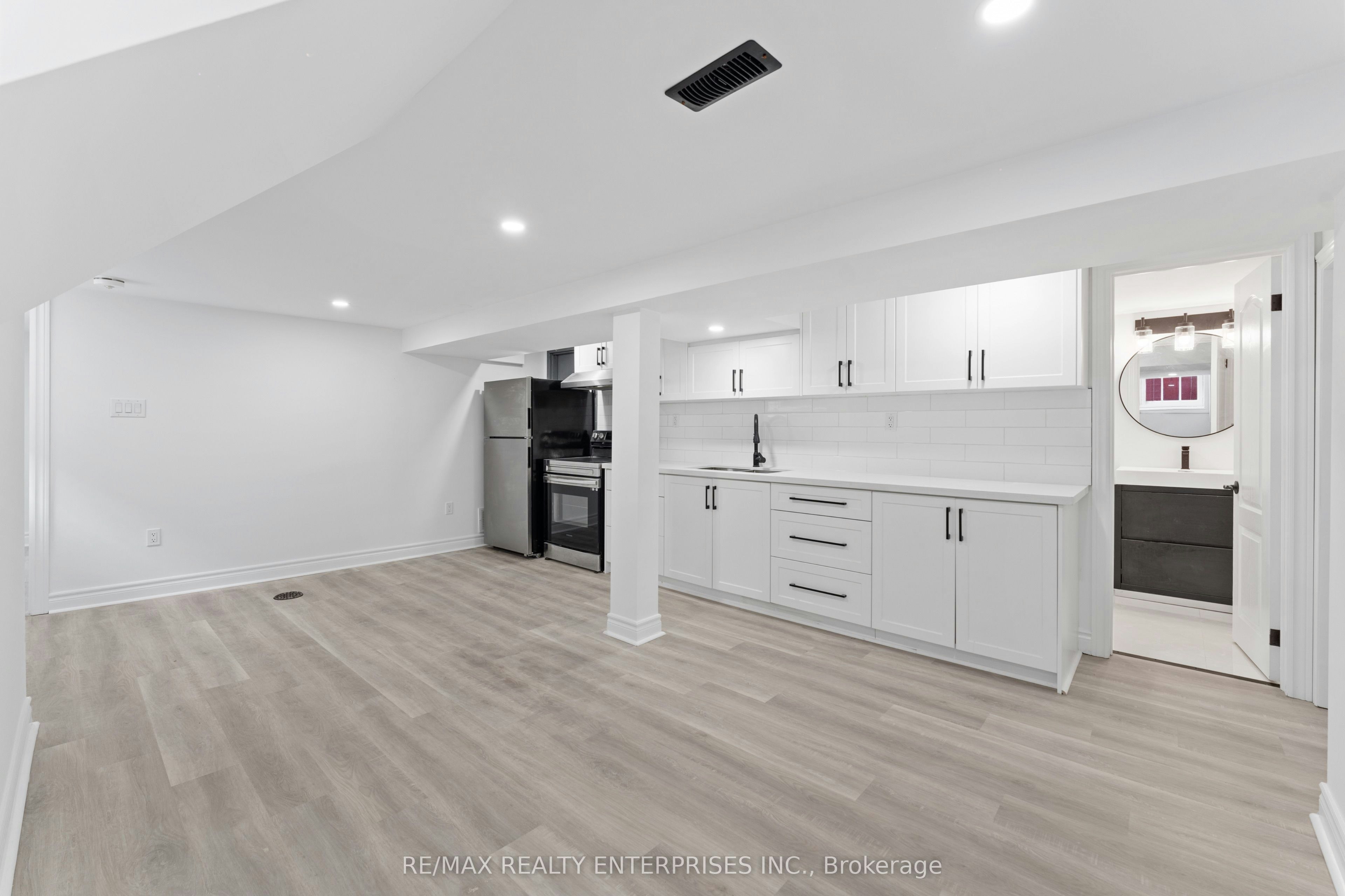 BSMT-3 Dallyn Crescent, Toronto, ON, M1K 4V8 - 3