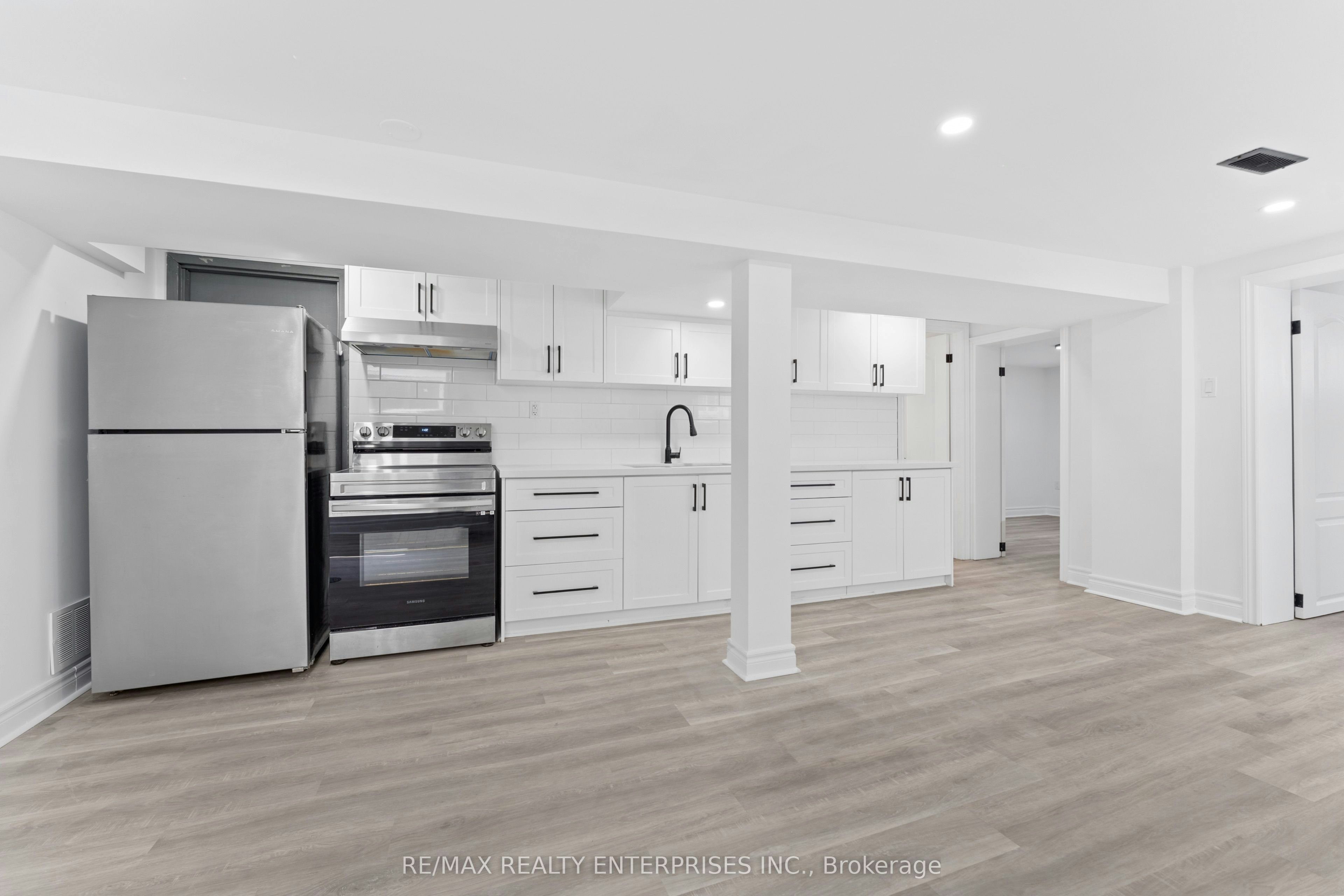 BSMT-3 Dallyn Crescent, Toronto, ON, M1K 4V8 - 2