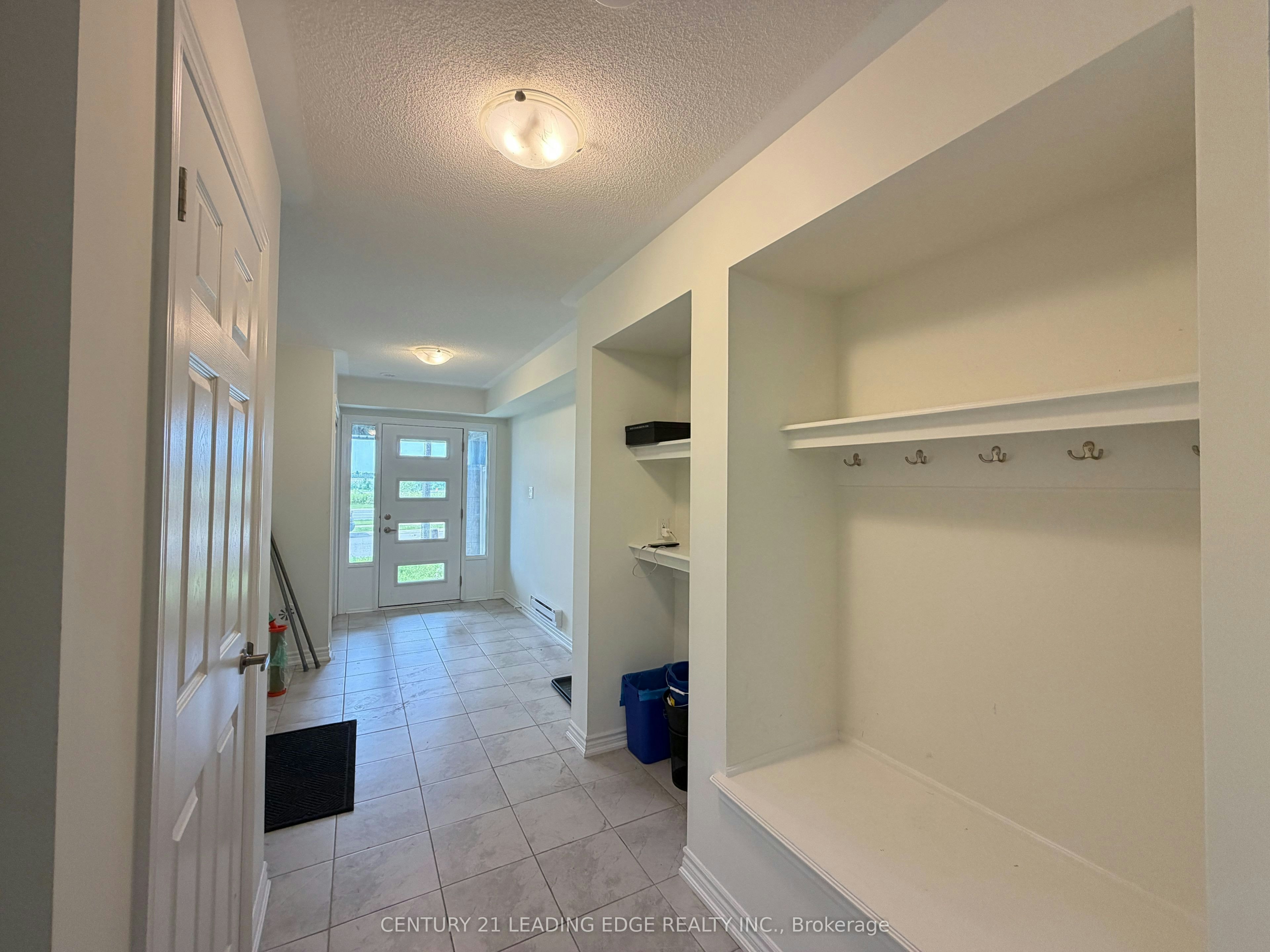 70 Lockyer Drive, Whitby, ON, L1P 0M3 - 3
