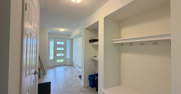 70 Lockyer Drive, Whitby, ON, L1P 0M3 - 3