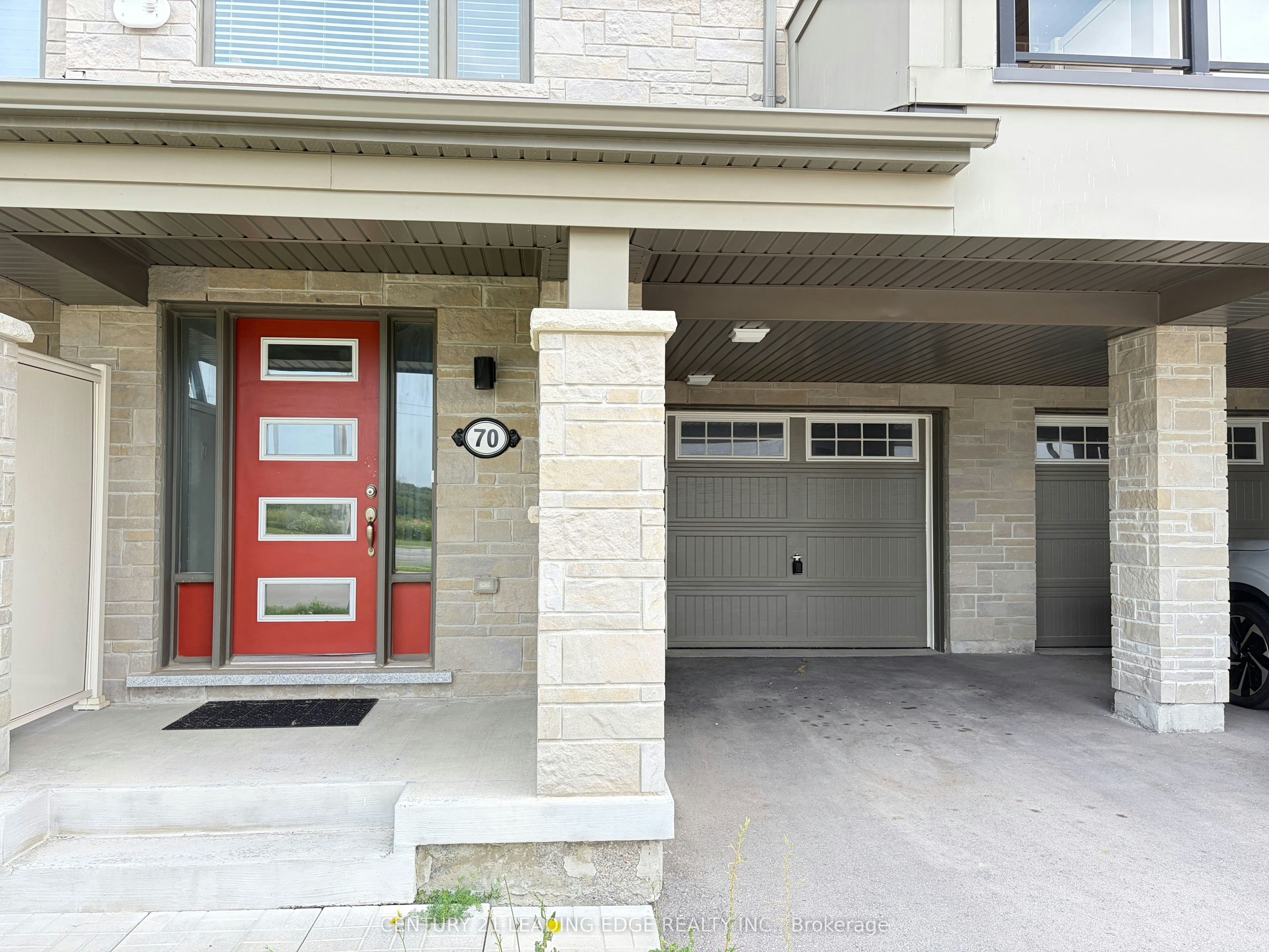 70 Lockyer Drive, Whitby, ON, L1P 0M3 - 2