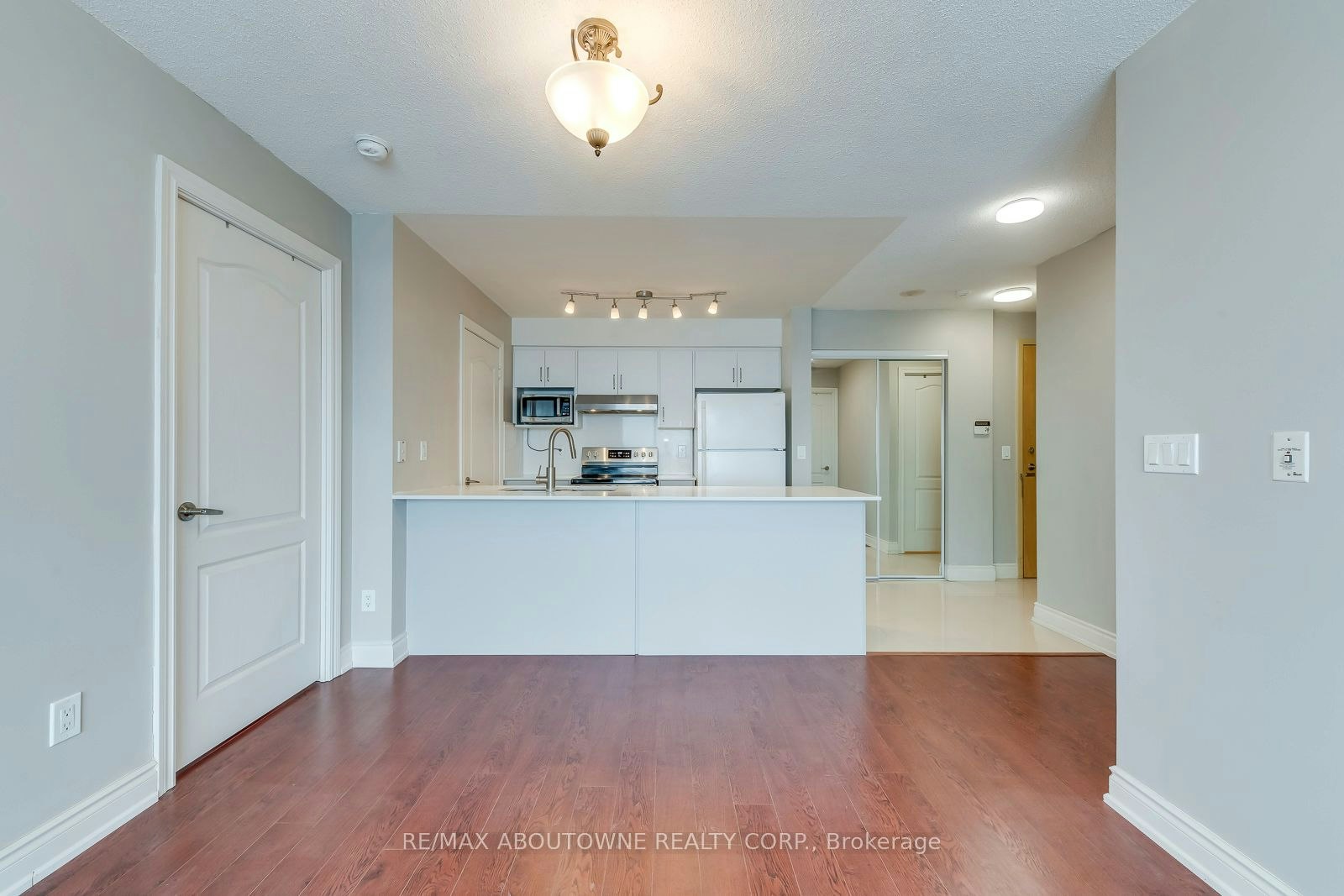 3107-60 Brian Harrison Way, Toronto, ON, M1P 5J5 - 12