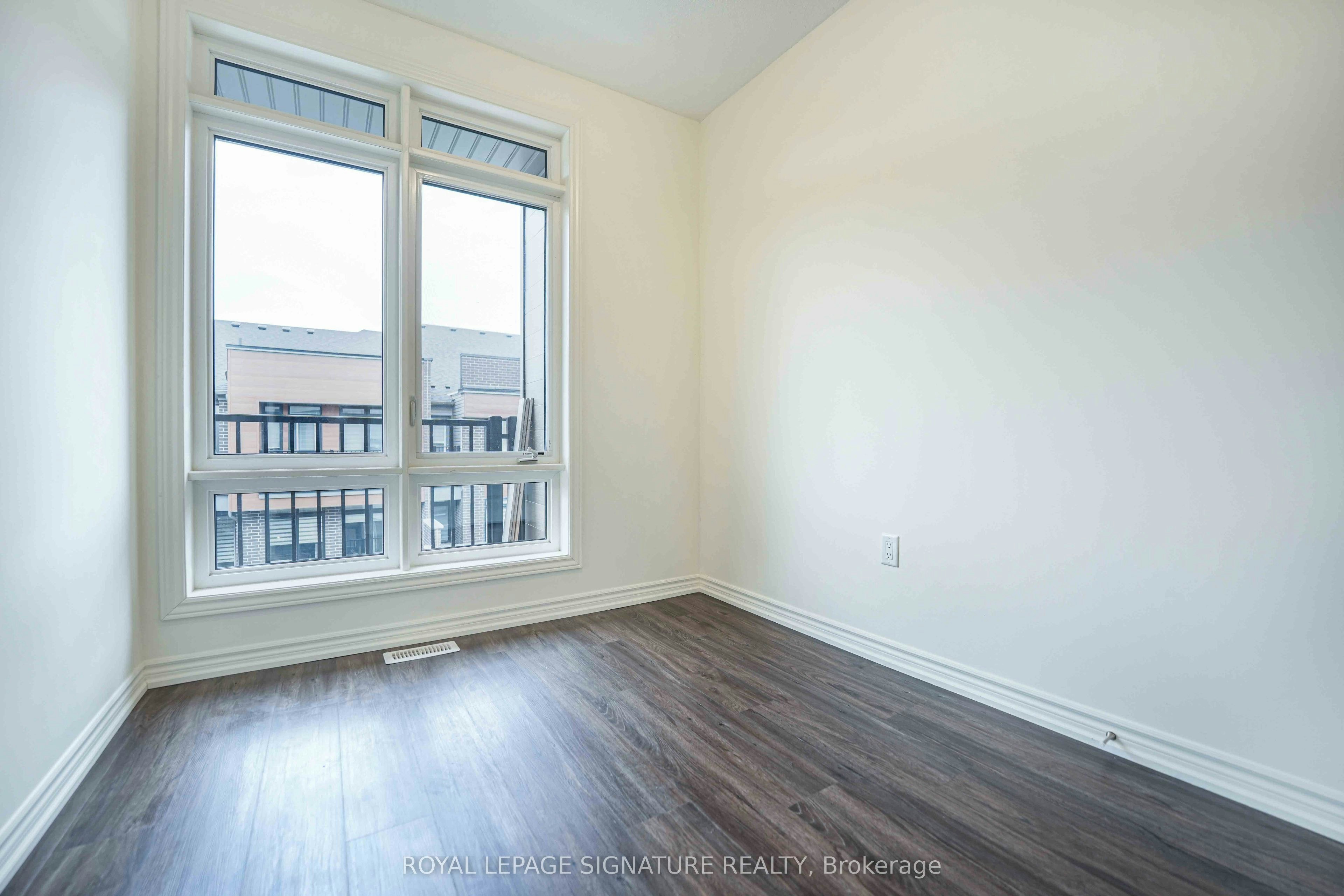 6 Ginno Lane, Ajax, ON, L1S 0H3 - 11