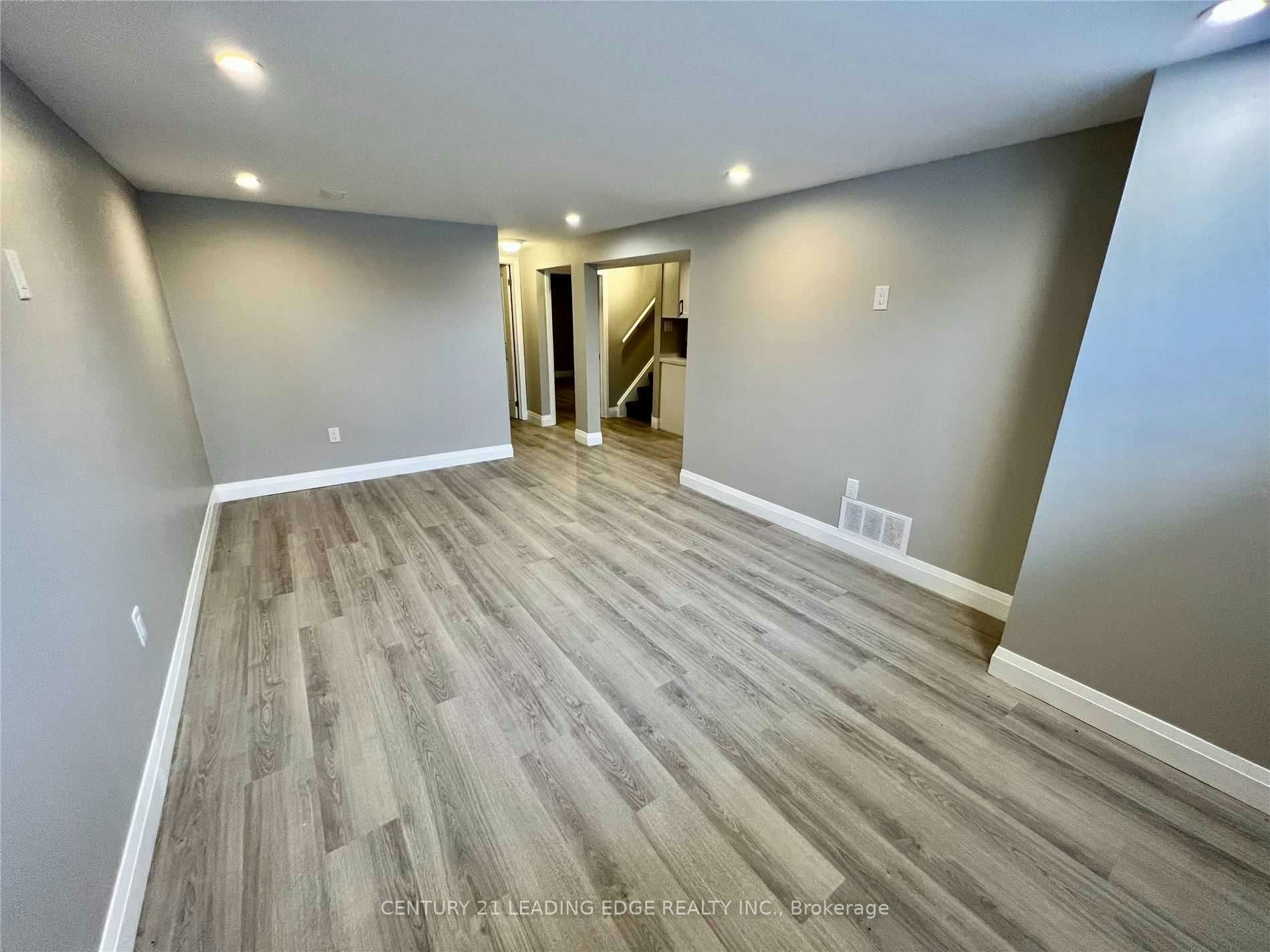 Bsmt-214 Gibbons Street, Oshawa, ON, L1J 4Y4 - 8