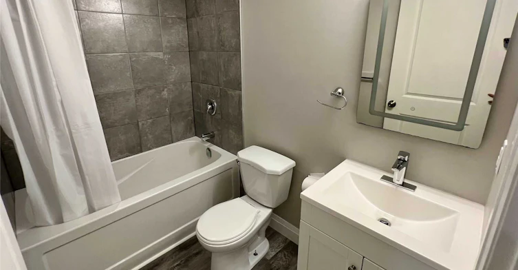 Bsmt-214 Gibbons Street, Oshawa, ON, L1J 4Y4 - 9