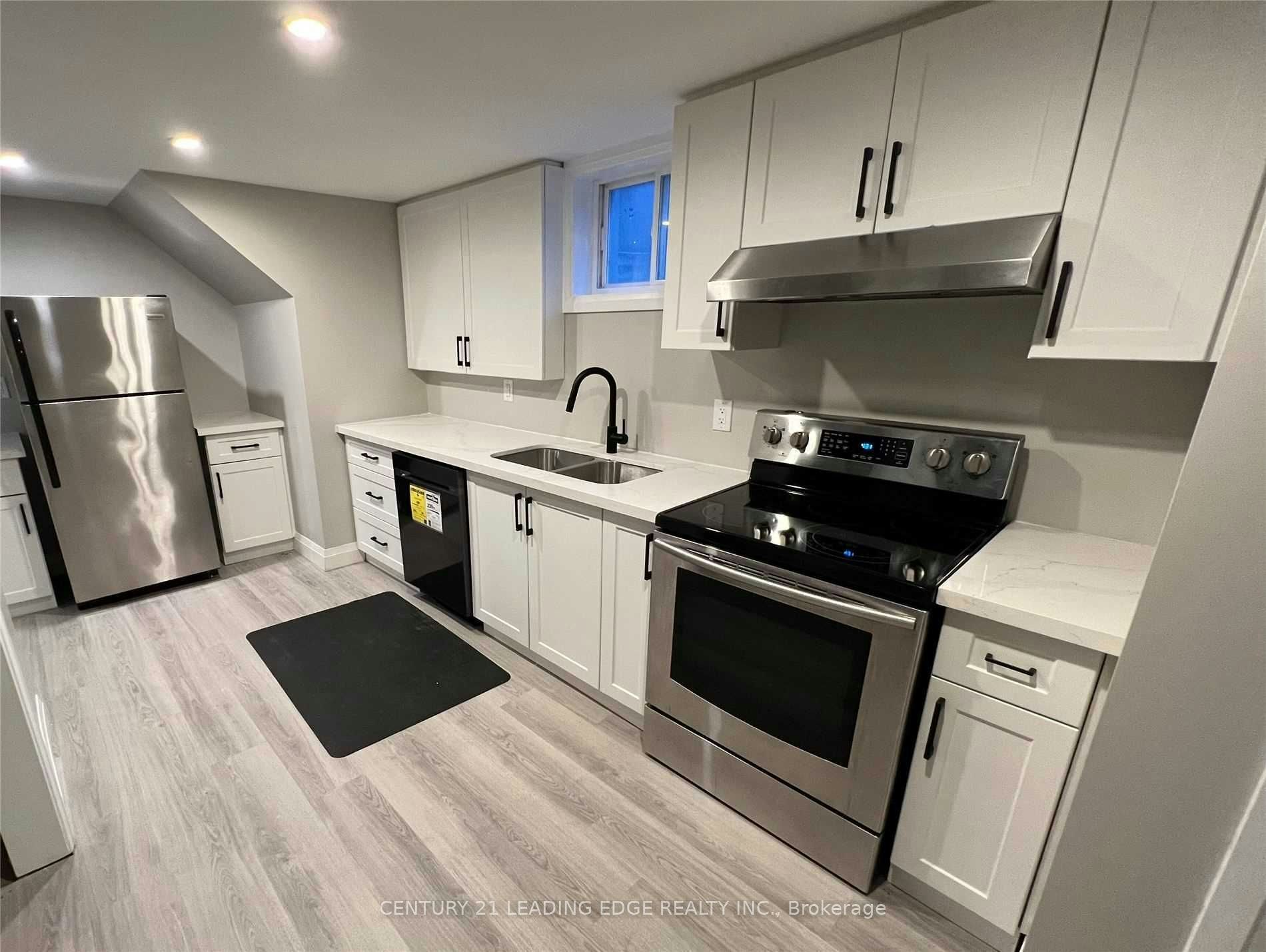 Bsmt-214 Gibbons Street, Oshawa, ON, L1J 4Y4 - 3