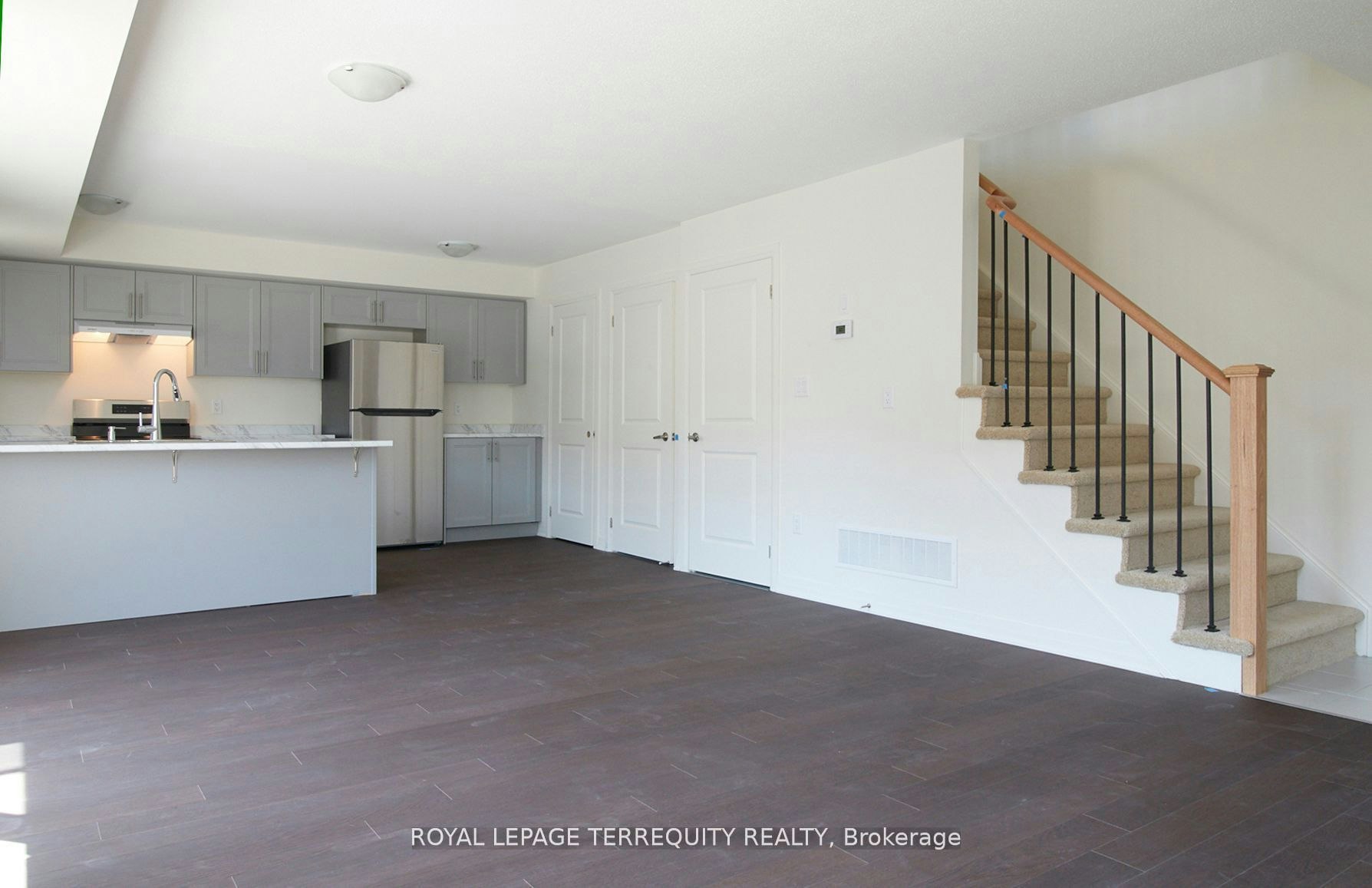 8D Lookout Drive, Clarington, ON, L1C 7E9 - 6