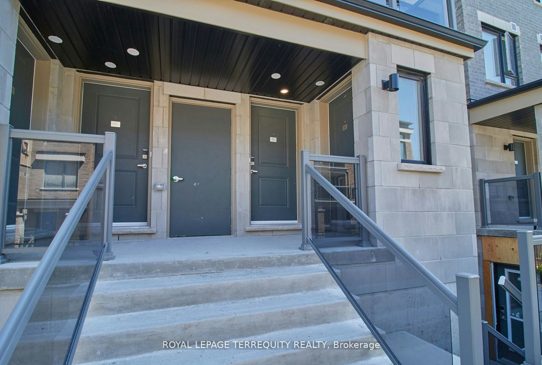 8D Lookout Drive, Clarington, ON, L1C 7E9 - 2