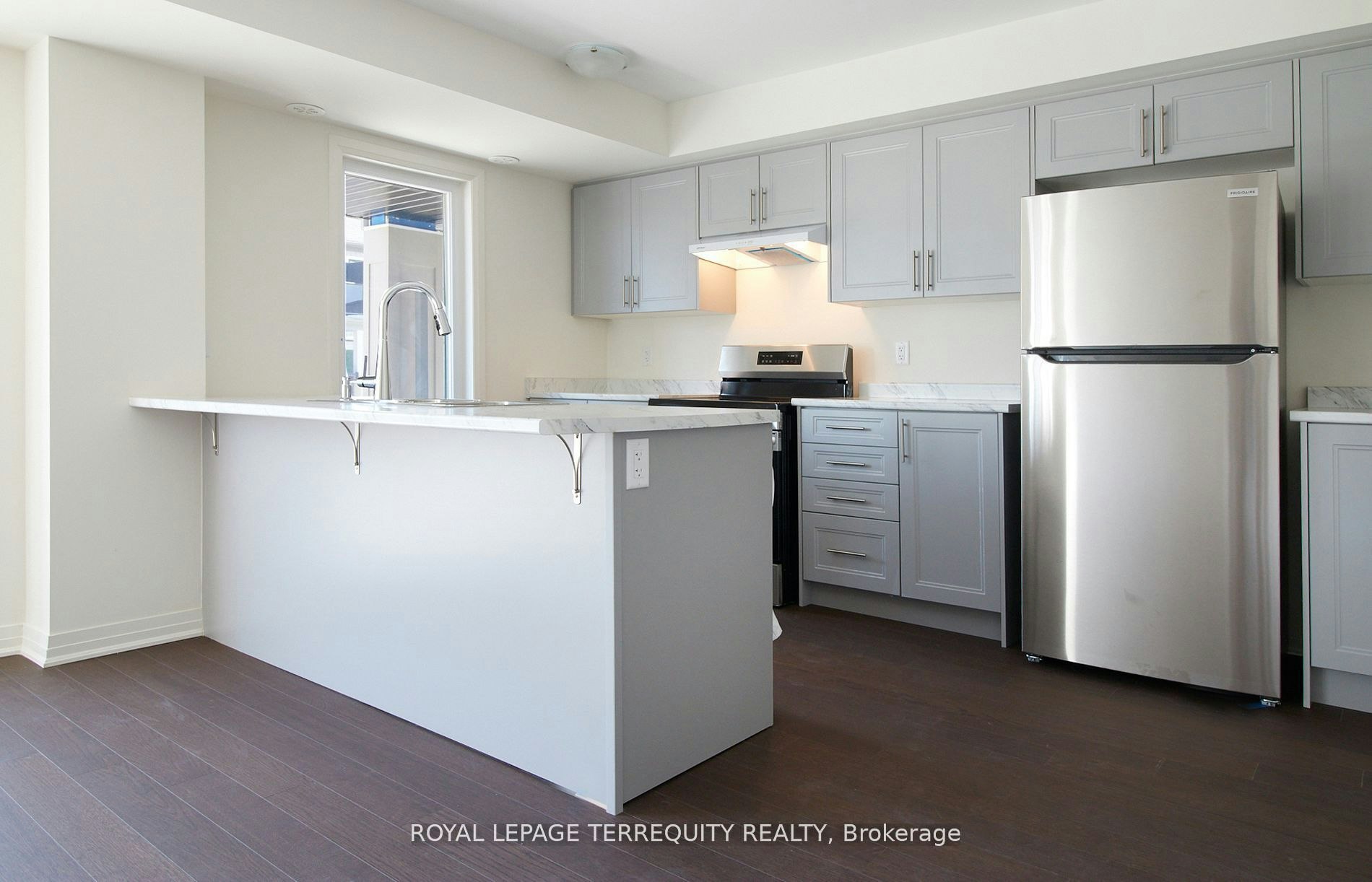 8D Lookout Drive, Clarington, ON, L1C 7E9 - 4