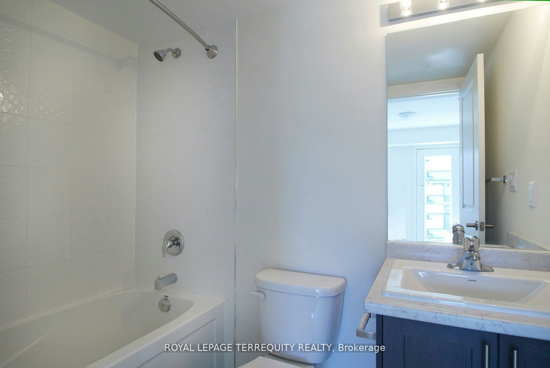8D Lookout Drive, Clarington, ON, L1C 7E9 - 13
