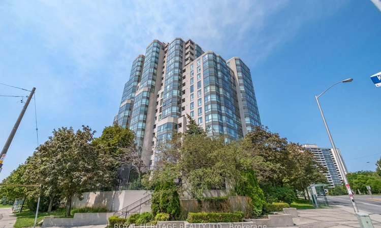 906-3233 Eglinton Avenue E