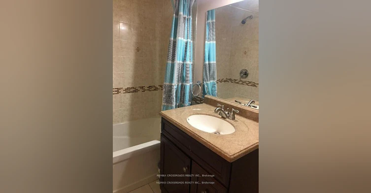 5A Gaudi Road, Toronto, ON, M1B 5Y3 - 14