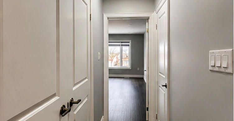 (Main Fl & 2nd Fl)-11 North Bonnington Avenue, Toronto, ON, M1K 1X3 - 4