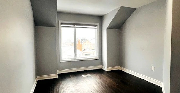 (Main Fl & 2nd Fl)-11 North Bonnington Avenue, Toronto, ON, M1K 1X3 - 15