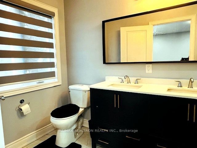 (Main Fl & 2nd Fl)-11 North Bonnington Avenue, Toronto, ON, M1K 1X3 - 16