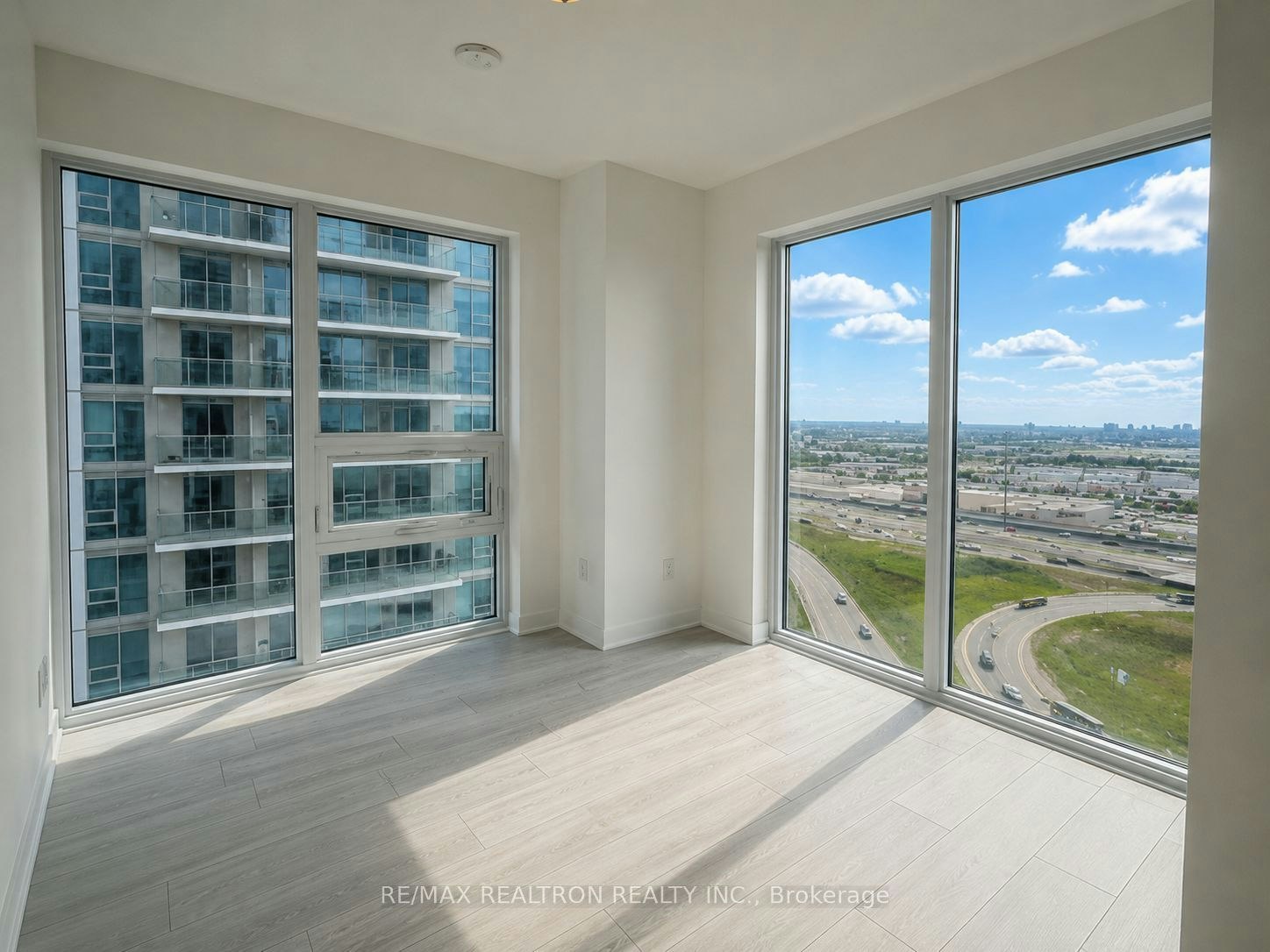1725-2031 Kennedy Road, Toronto, ON, M1T 3G2 - 9