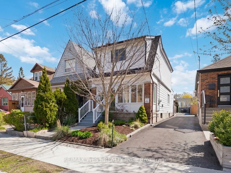 79 King Edward Avenue, Toronto, ON, M4C 5J5 - 3