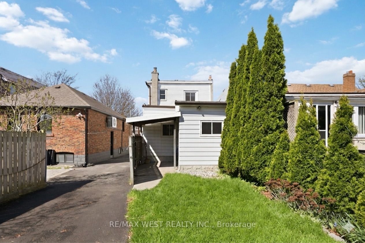 79 King Edward Avenue, Toronto, ON, M4C 5J5 - 22