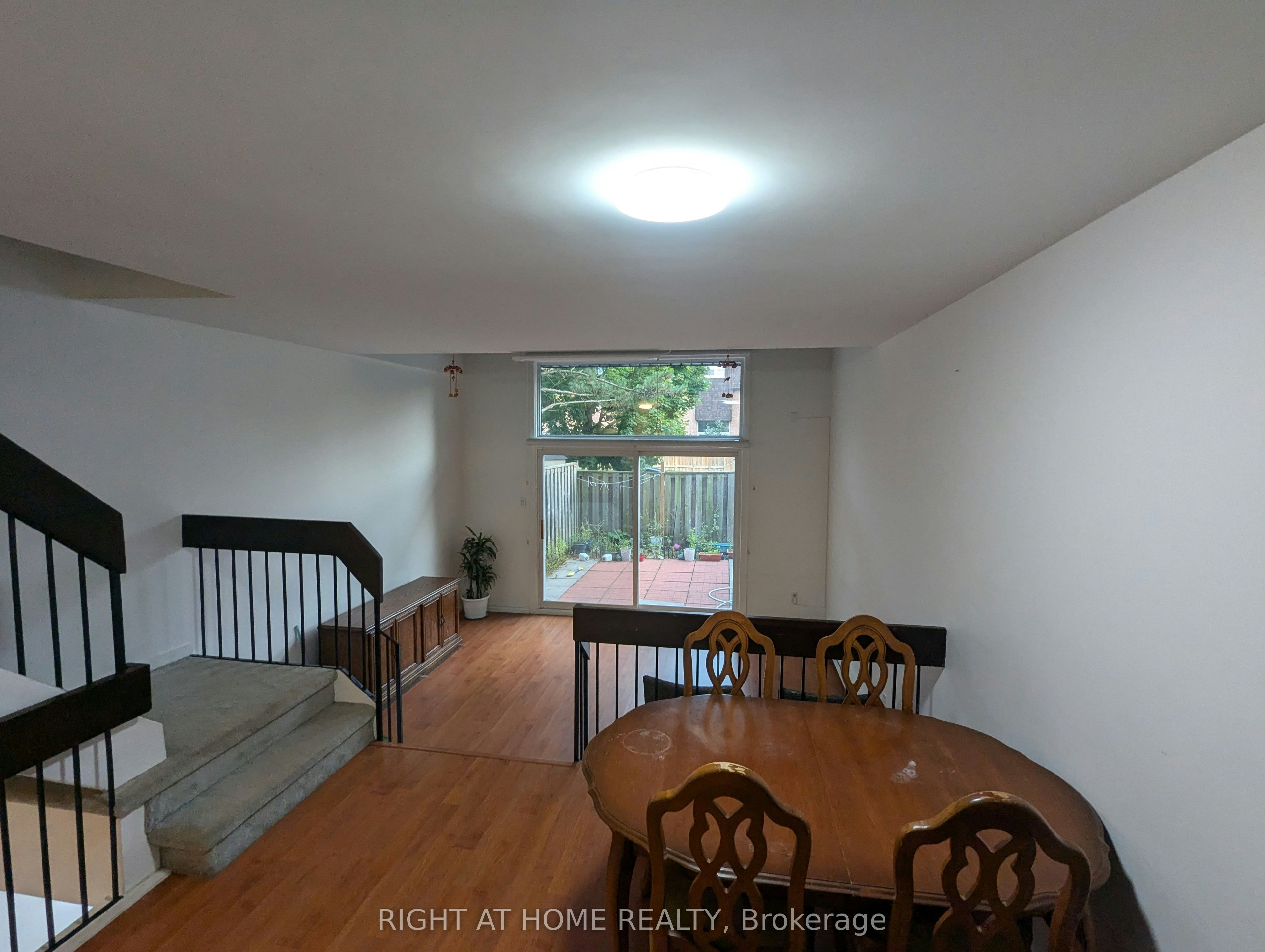 2-20 Hainford Street, Toronto, ON, M1E 4Y5 - 7