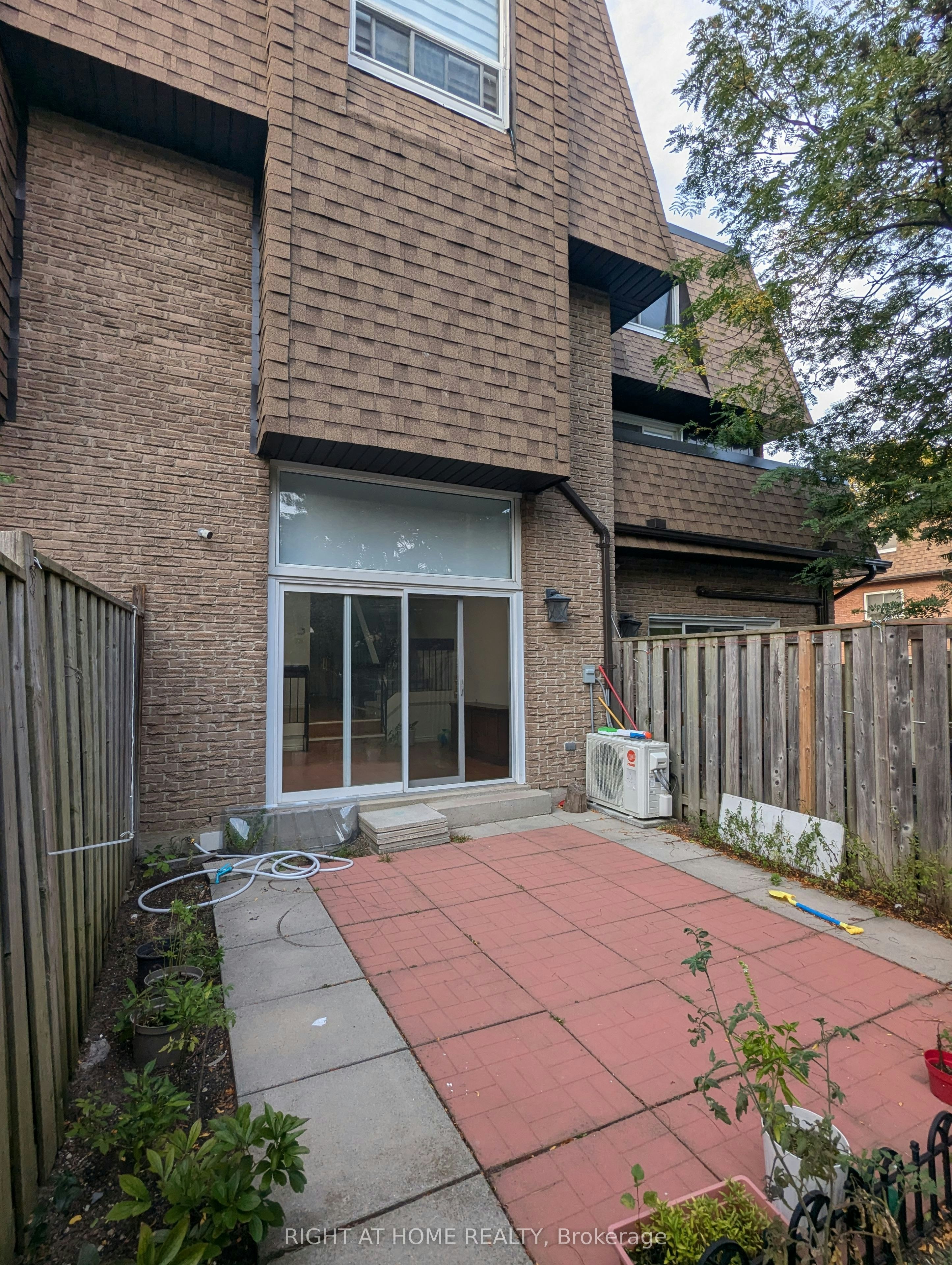 2-20 Hainford Street, Toronto, ON, M1E 4Y5 - 24