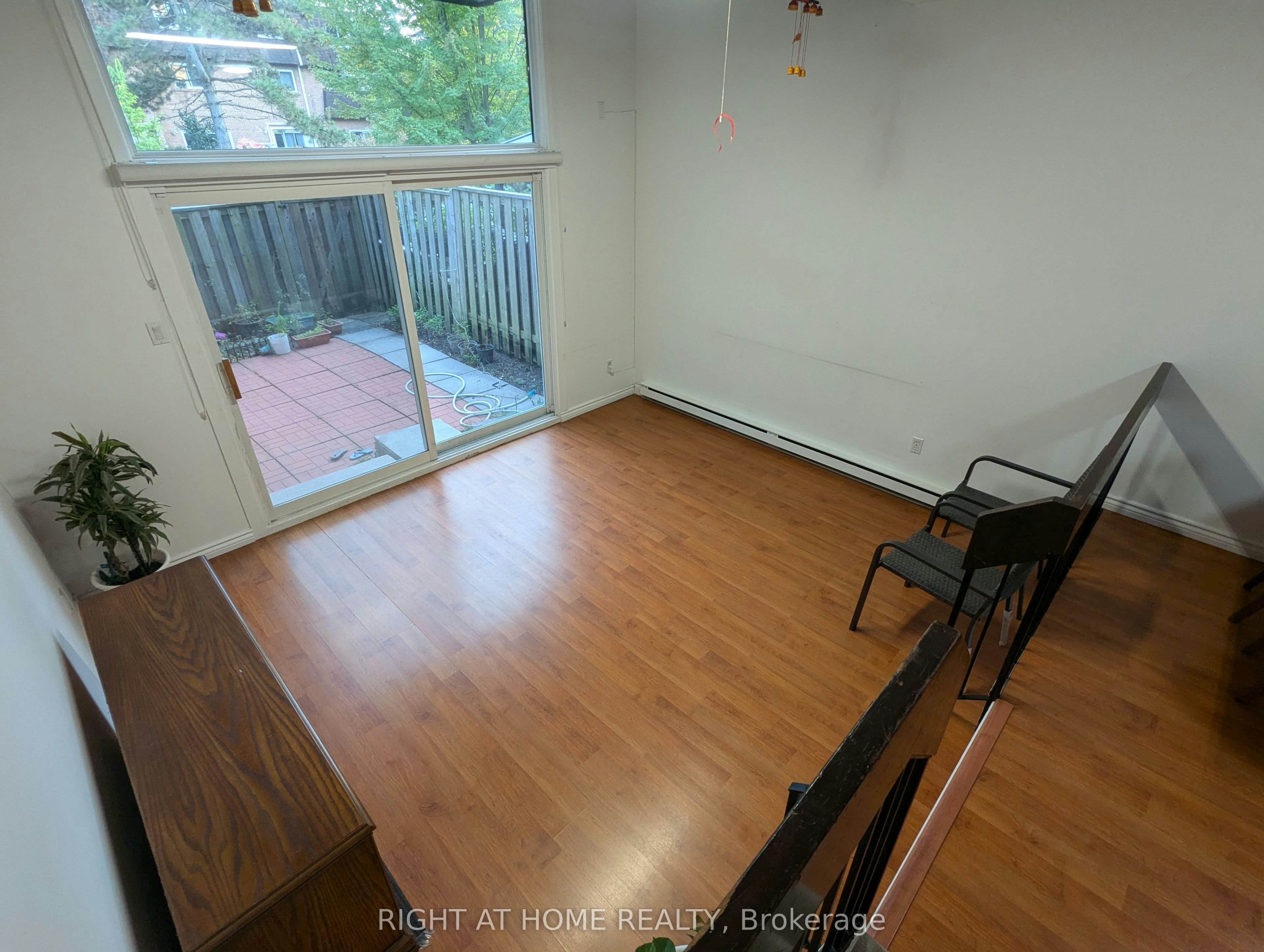 2-20 Hainford Street, Toronto, ON, M1E 4Y5 - 10