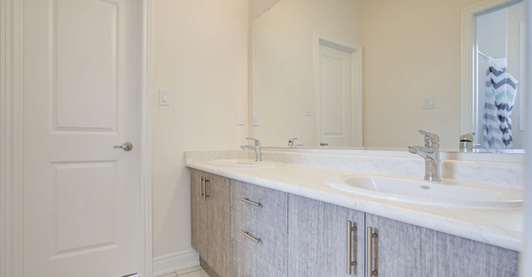 2151 Binbrook Drive, Oshawa, ON, L1L 0W6 - 41