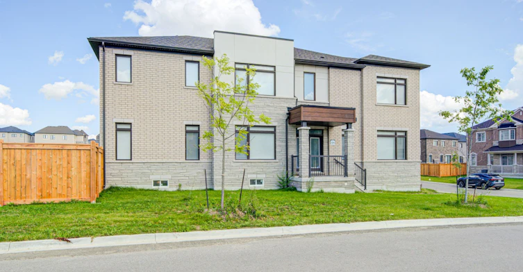 2151 Binbrook Drive, Oshawa, ON, L1L 0W6 - 2